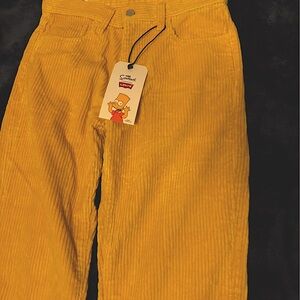 Yellow corduroy Levi’s/The Simpsons collab